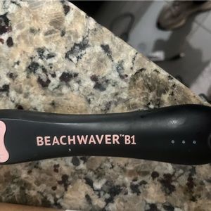 Beachwaver B1 Rose Gold. Never Used. Will ship in original box.